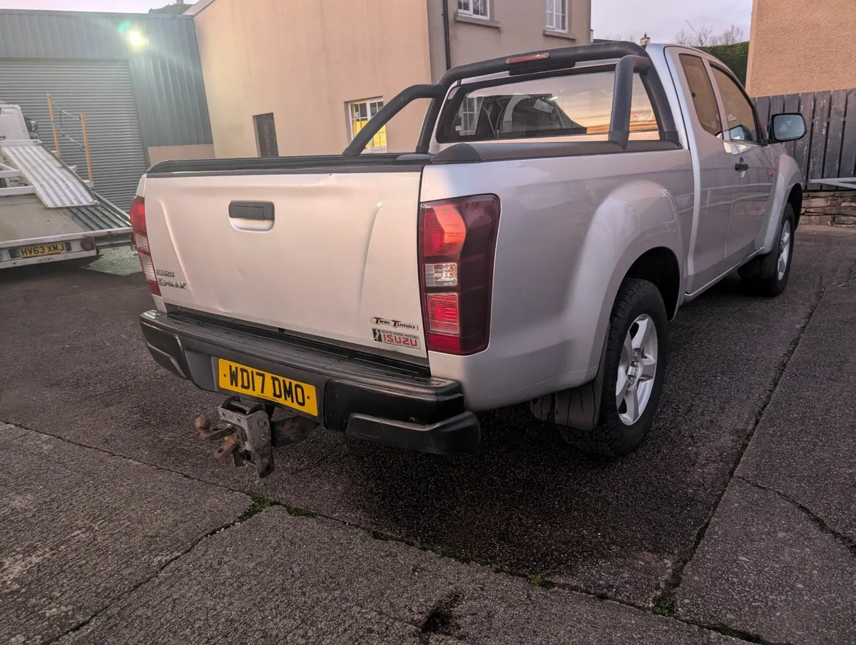 Isuzu D-Max 2017 - Image 4