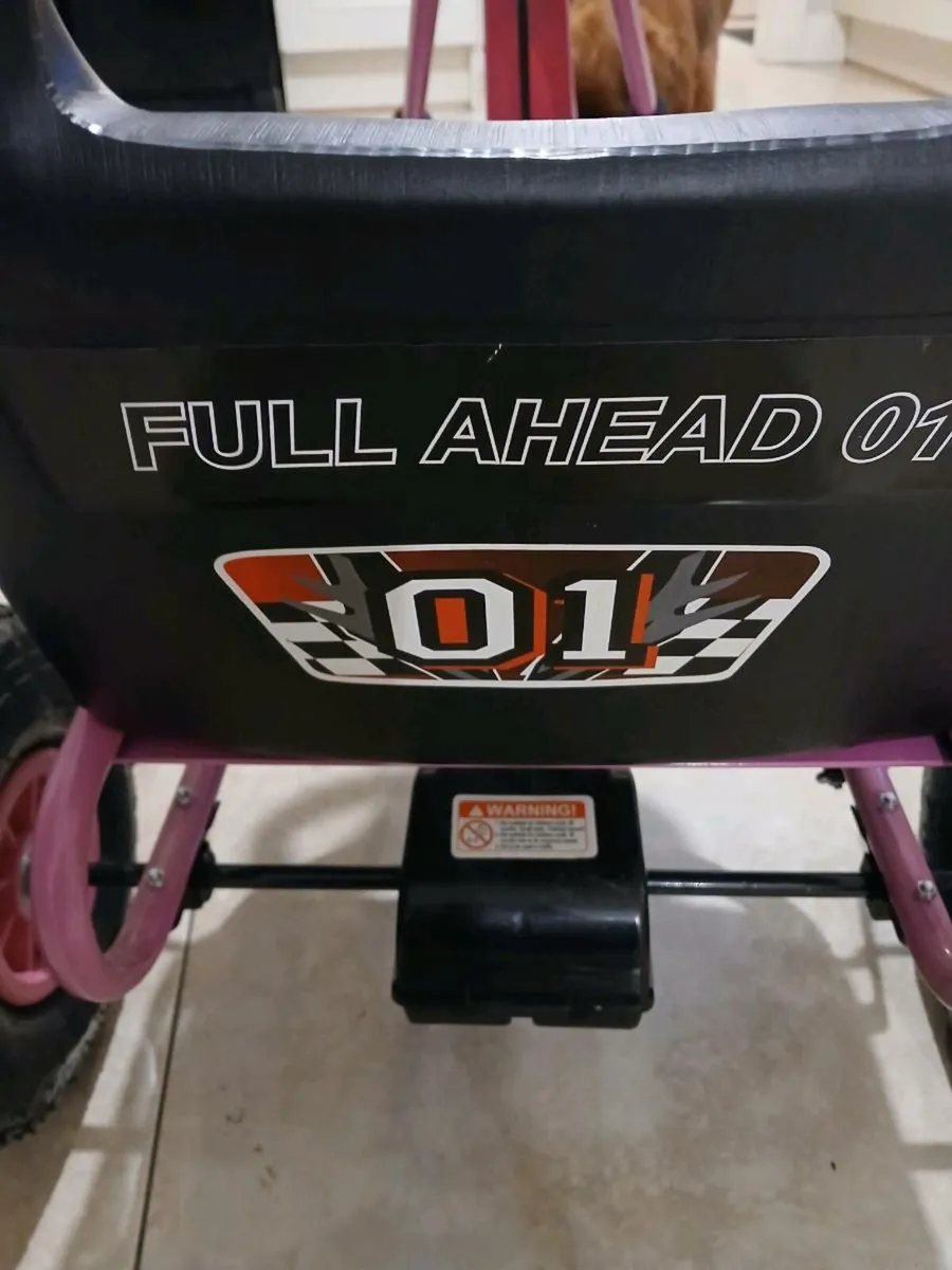 Kiddo Racer Design Pink Kids Pedal Go-Kart - Image 4