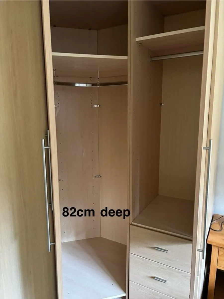 Corner freestyle wardrobe - Image 3