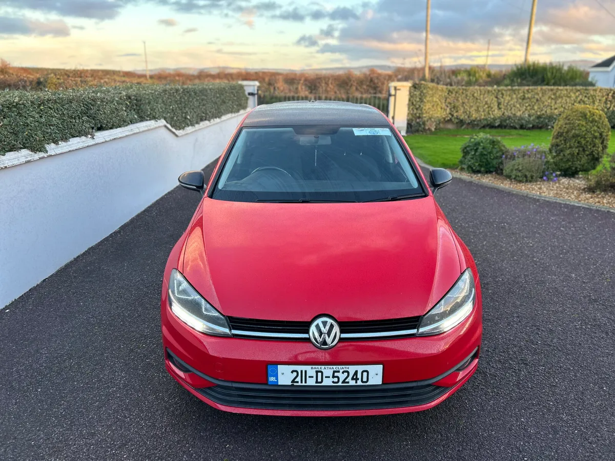 Volkswagen Golf 2021 TRADE  SALE - Image 3