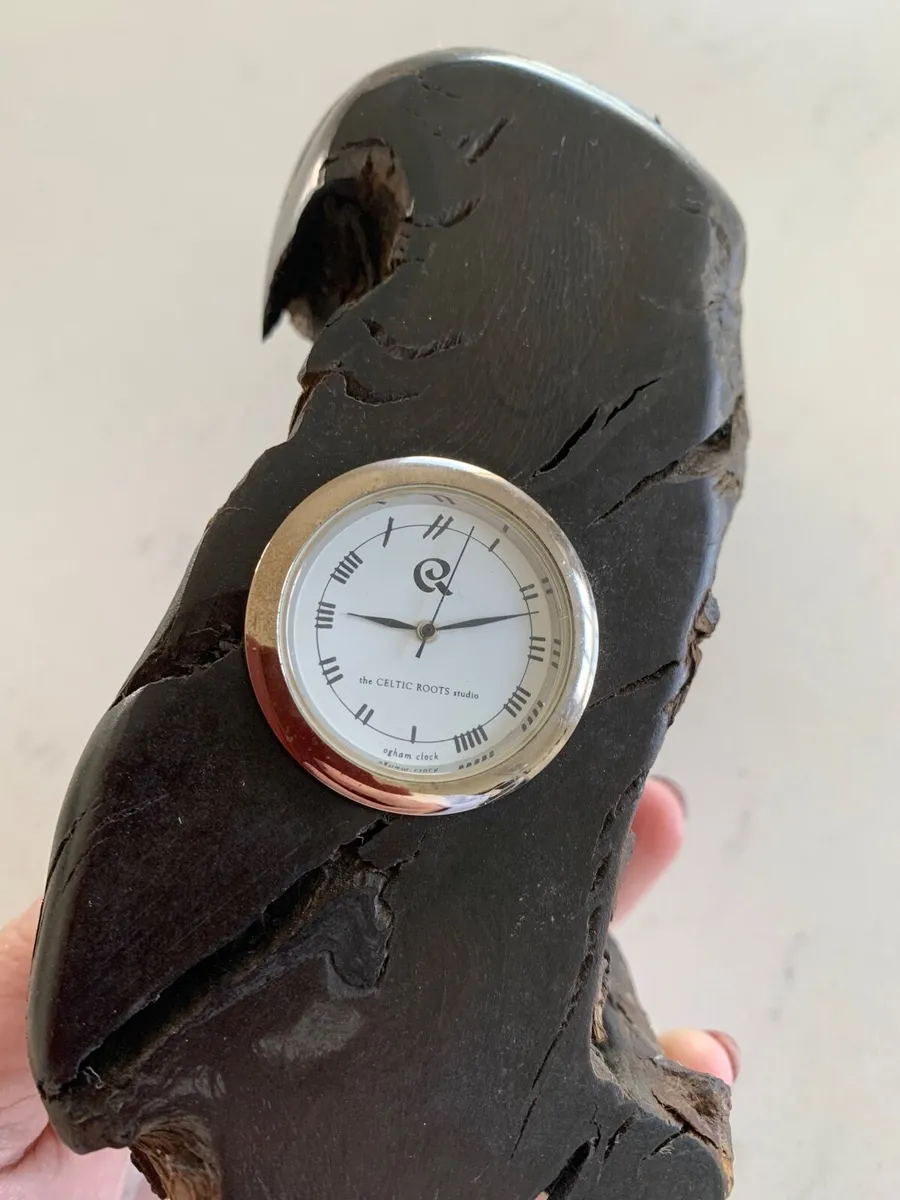 Bog Oak Clock - Image 3
