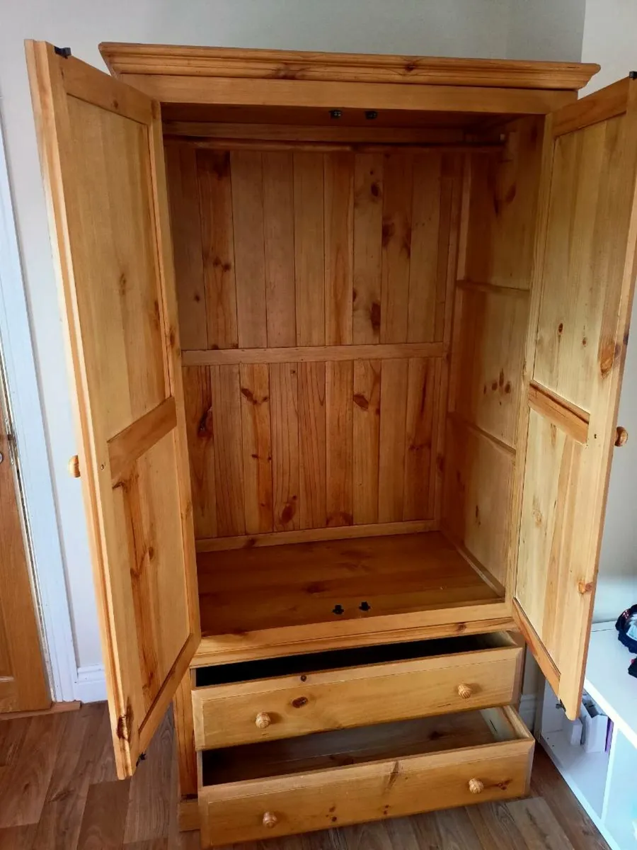 Solid timber wardrobe - Image 3