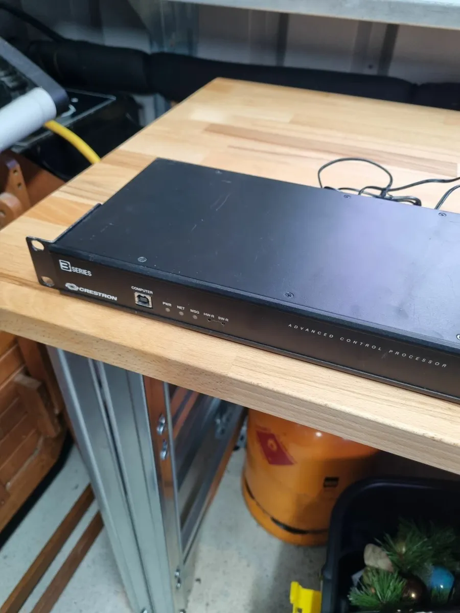 Crestron CP3 advanced control processor - Image 1
