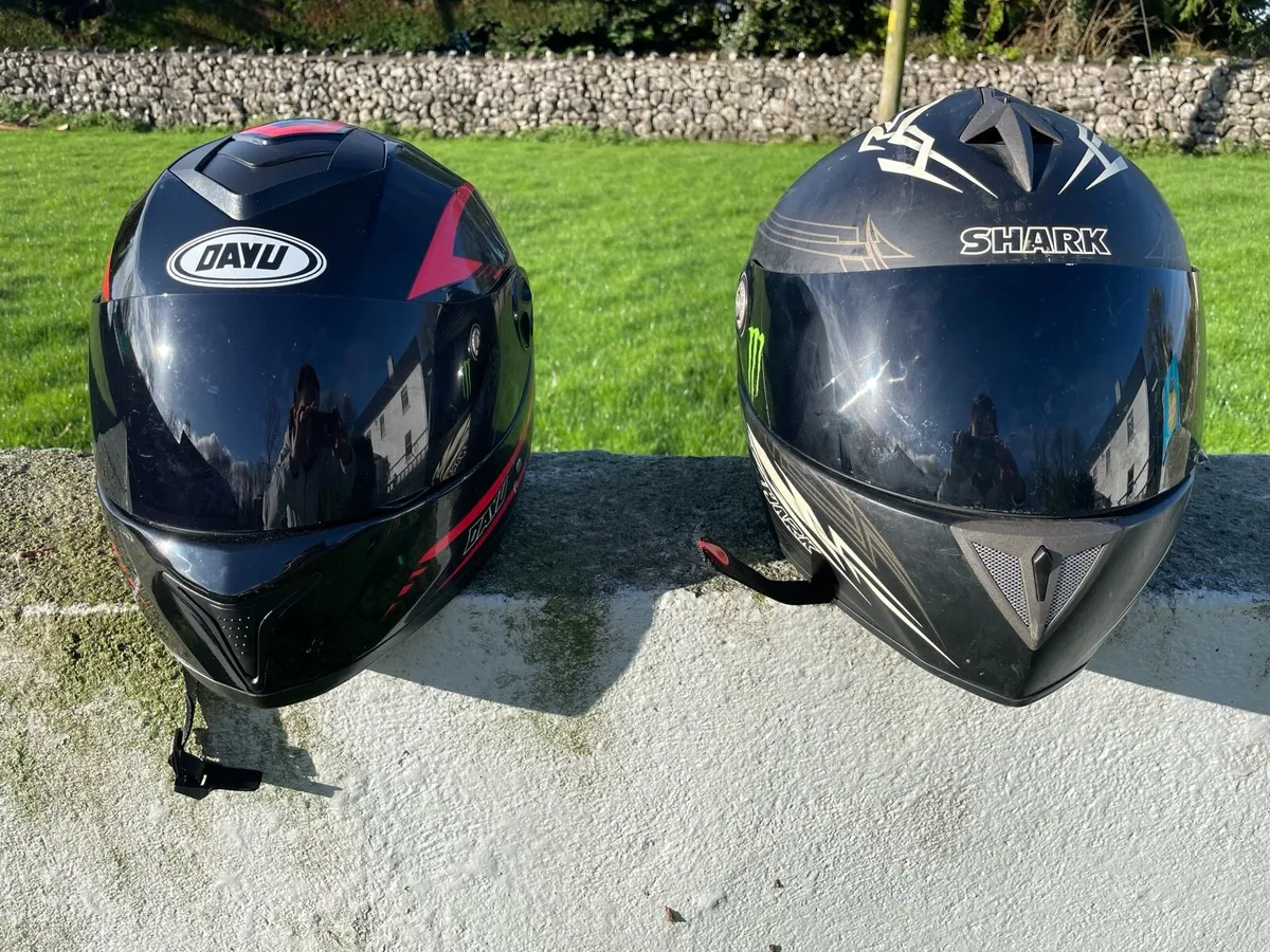 Shark motorcycle helmet - Image 1