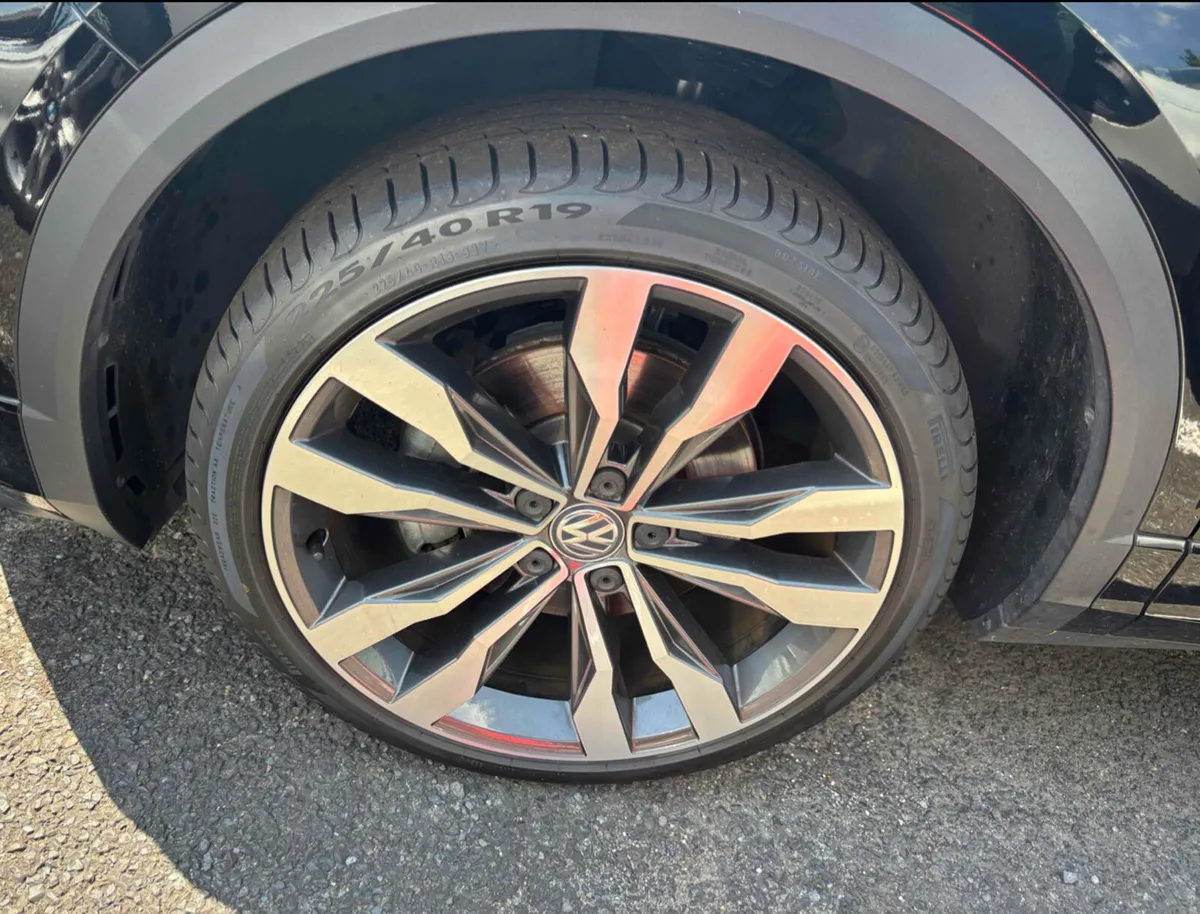 202 VW T-ROC R-LINE 2.0TDI  150BHP AUTOMATIC - Image 4