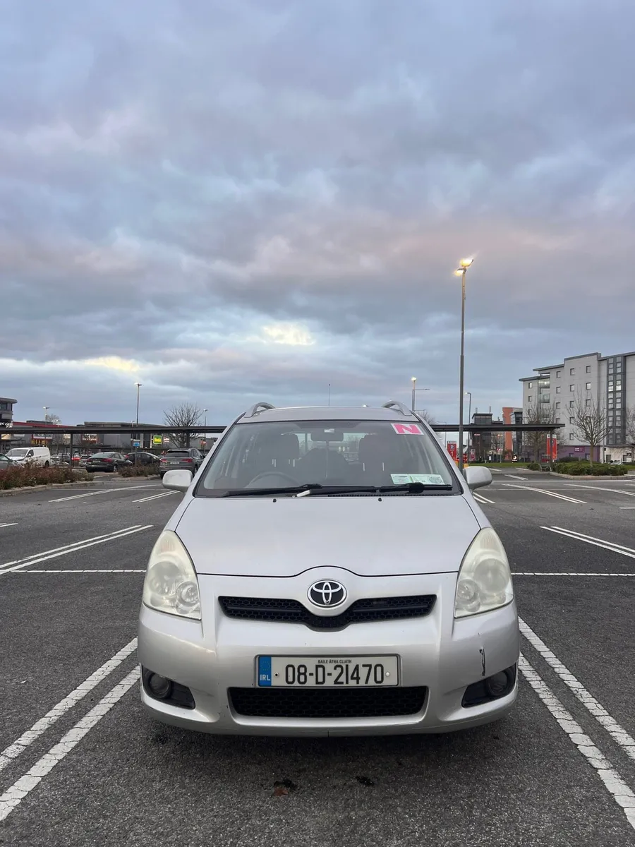 Toyota Corolla Verso 1.6 Petrol Luna - Image 2