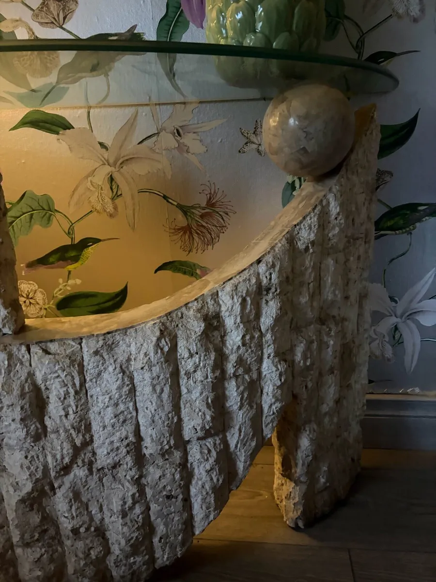 Occasion Hall or Sitting Room Table - Image 4