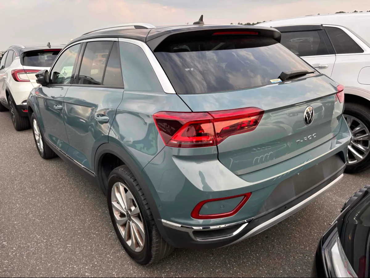 222 VW T-ROC STYLE 2.0 TDI 150BHP AUTOMATIC - Image 2