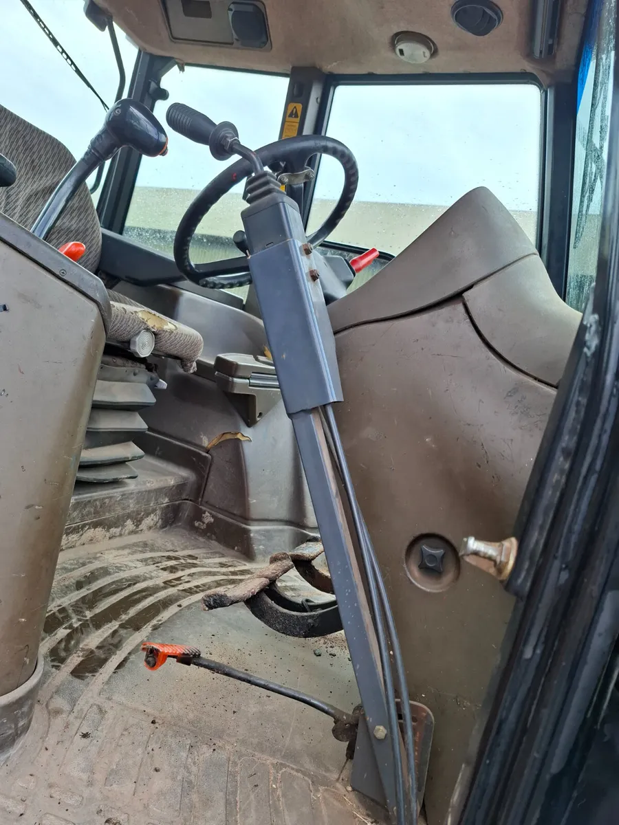 MAILLEUX MX6000 LOADER - Image 4