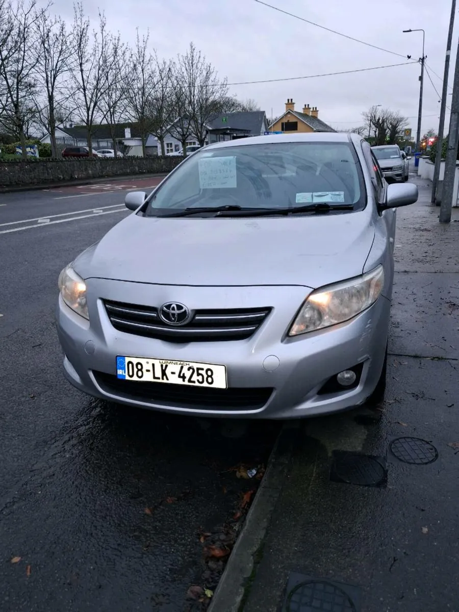 Toyota corolla - Image 3