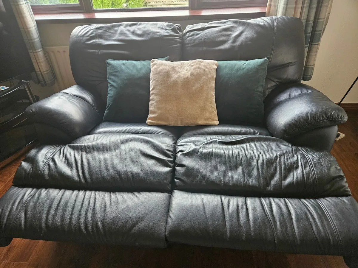 Leather Suite - Image 3