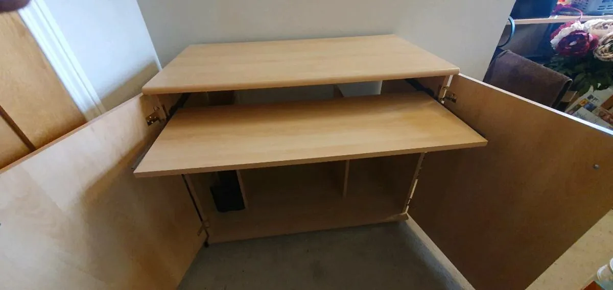 Computer Desk - Image 3