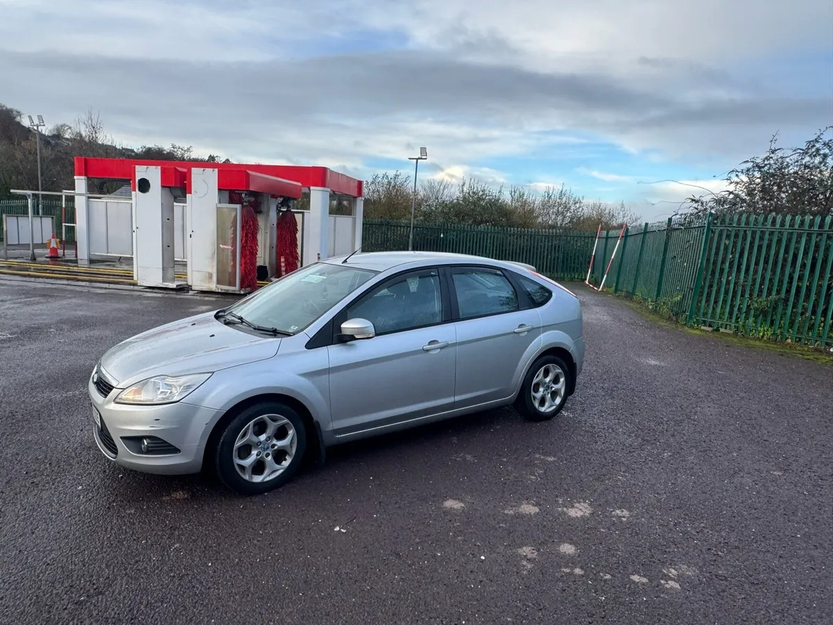 2010 Ford Focus NCT 02/27 very low kms - Image 3