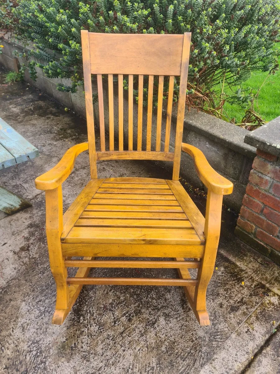 Wooden Rocking chair - Image 3