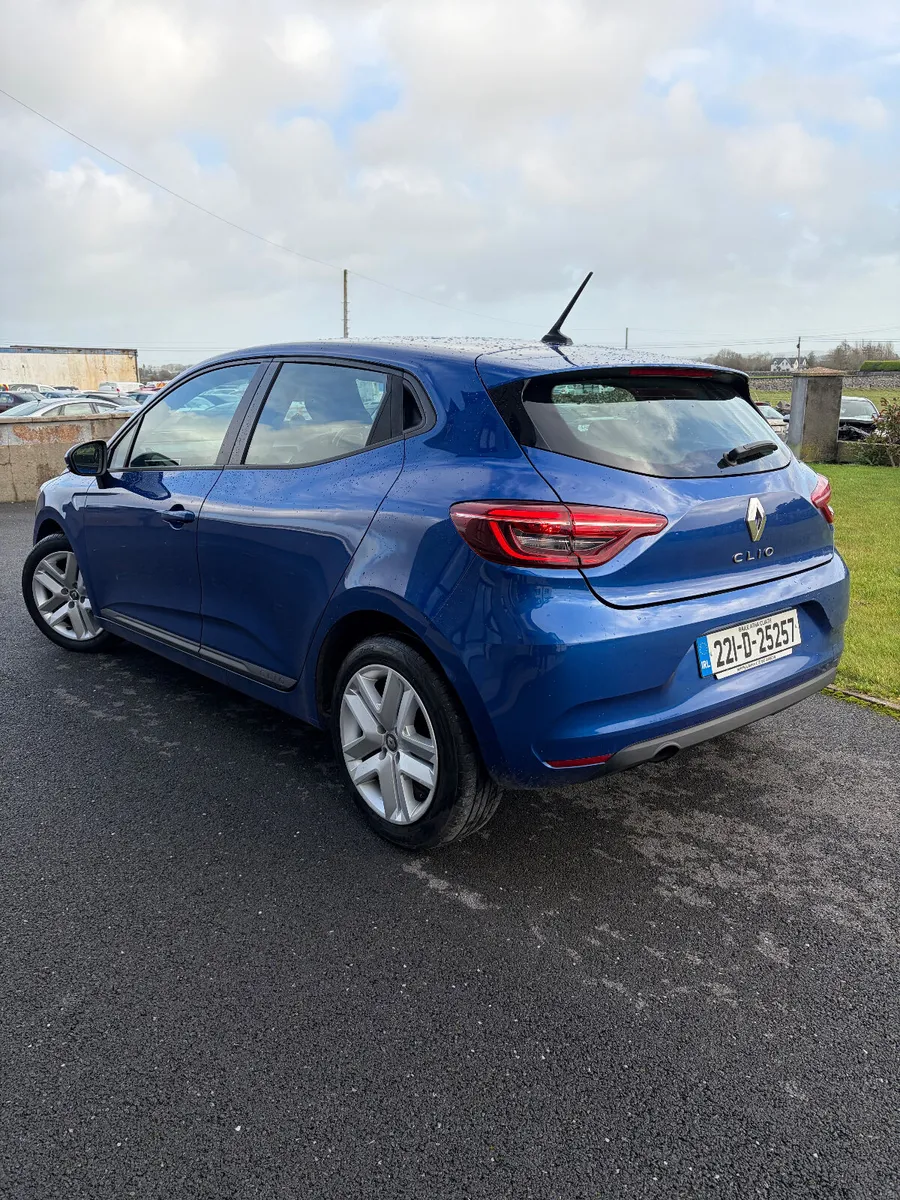 Renault Clio 2022 - Image 3