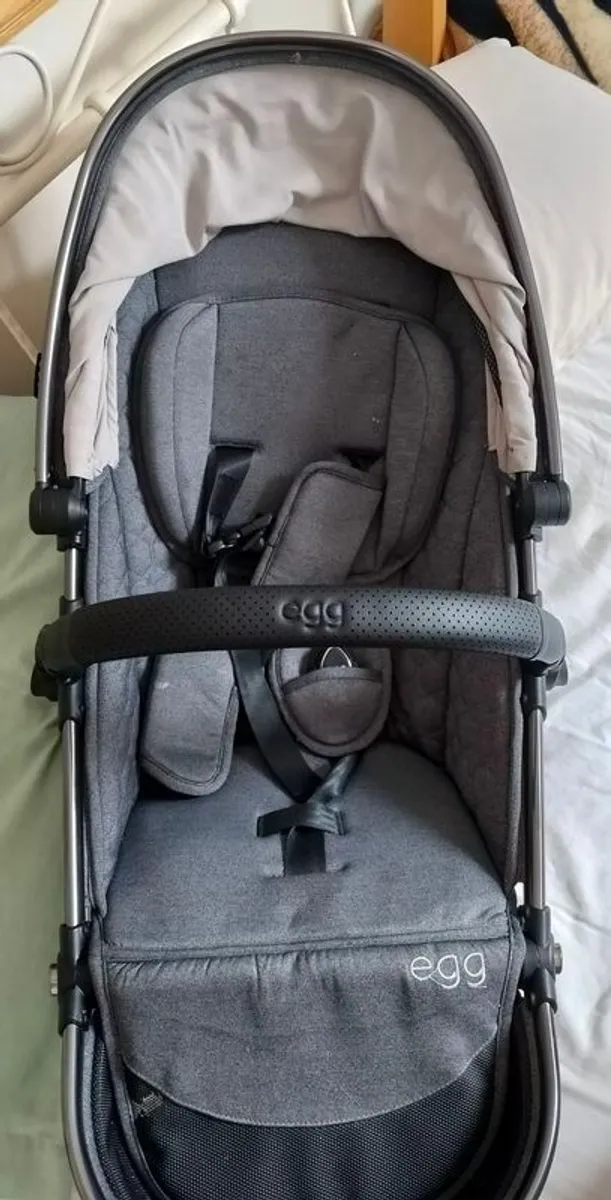 Egg2 buggy and pram set - Image 1