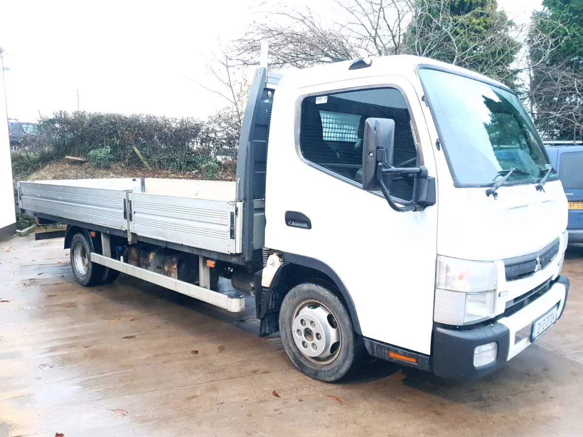 2021 Mitsubishi Fuso canter - Image 1