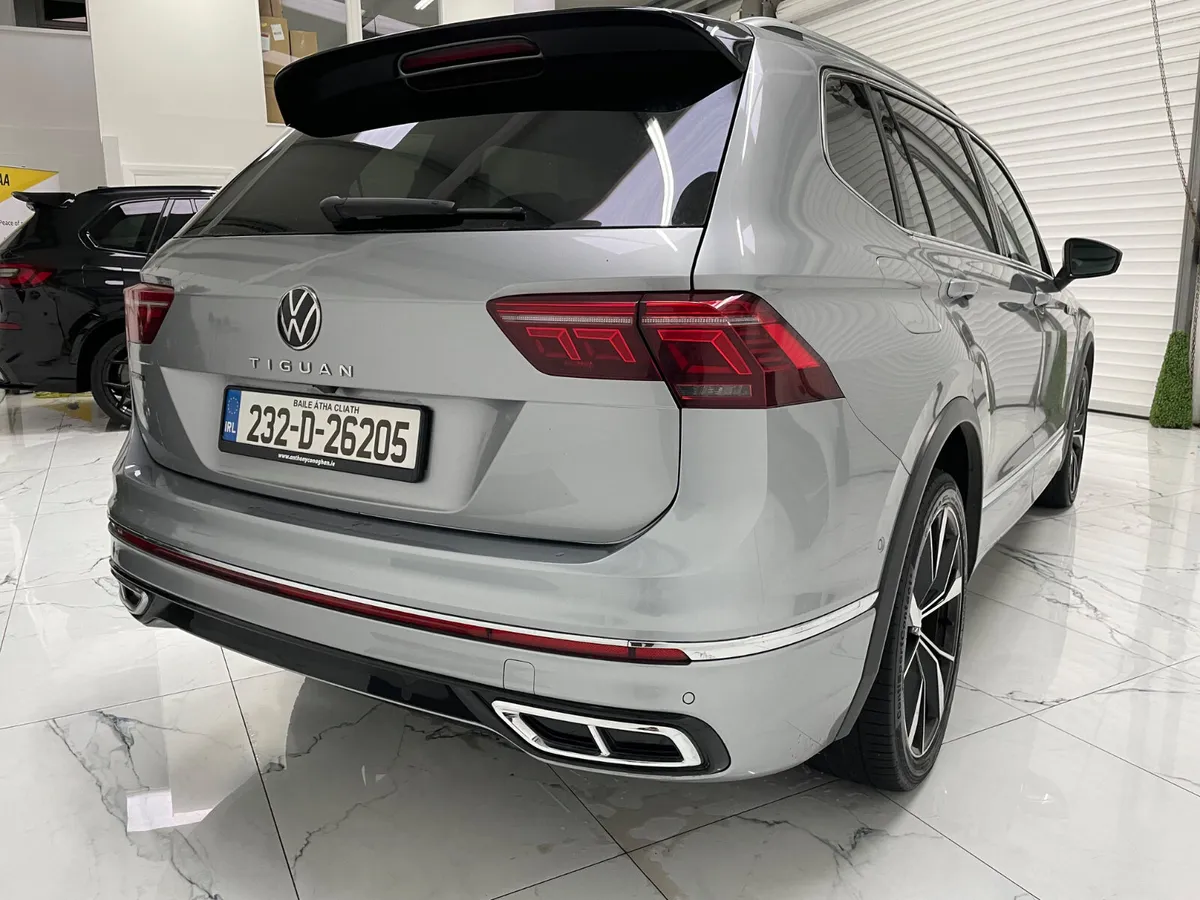 Volkswagen Tiguan 2023 - Image 3
