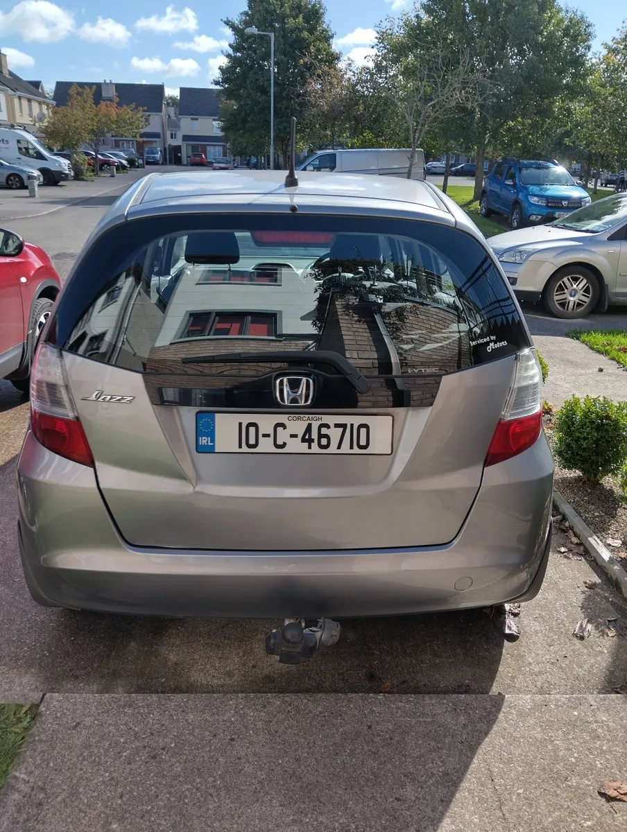 Honda Jazz 2010 - Image 2