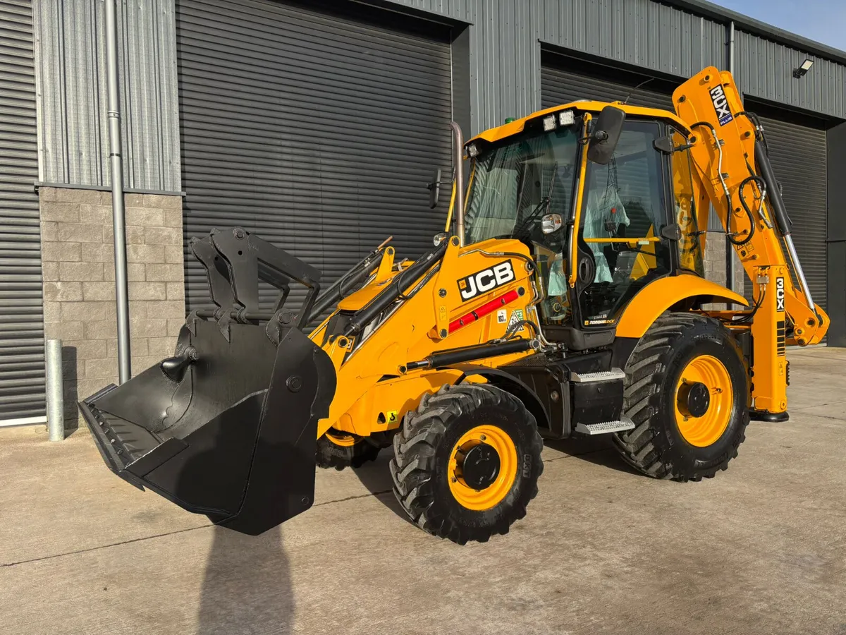 JCB 3CX PLUS BACKHOE - Image 1