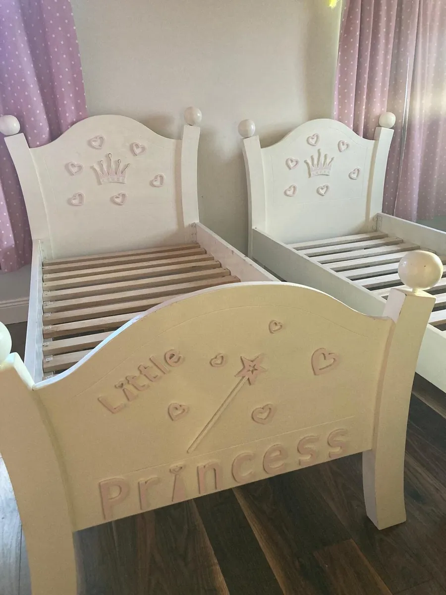 Girls princess beds - Image 2