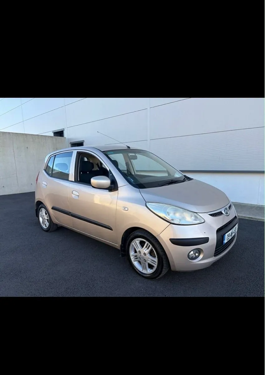 Hyundai i10 NEW NCT. & TAX - Image 2