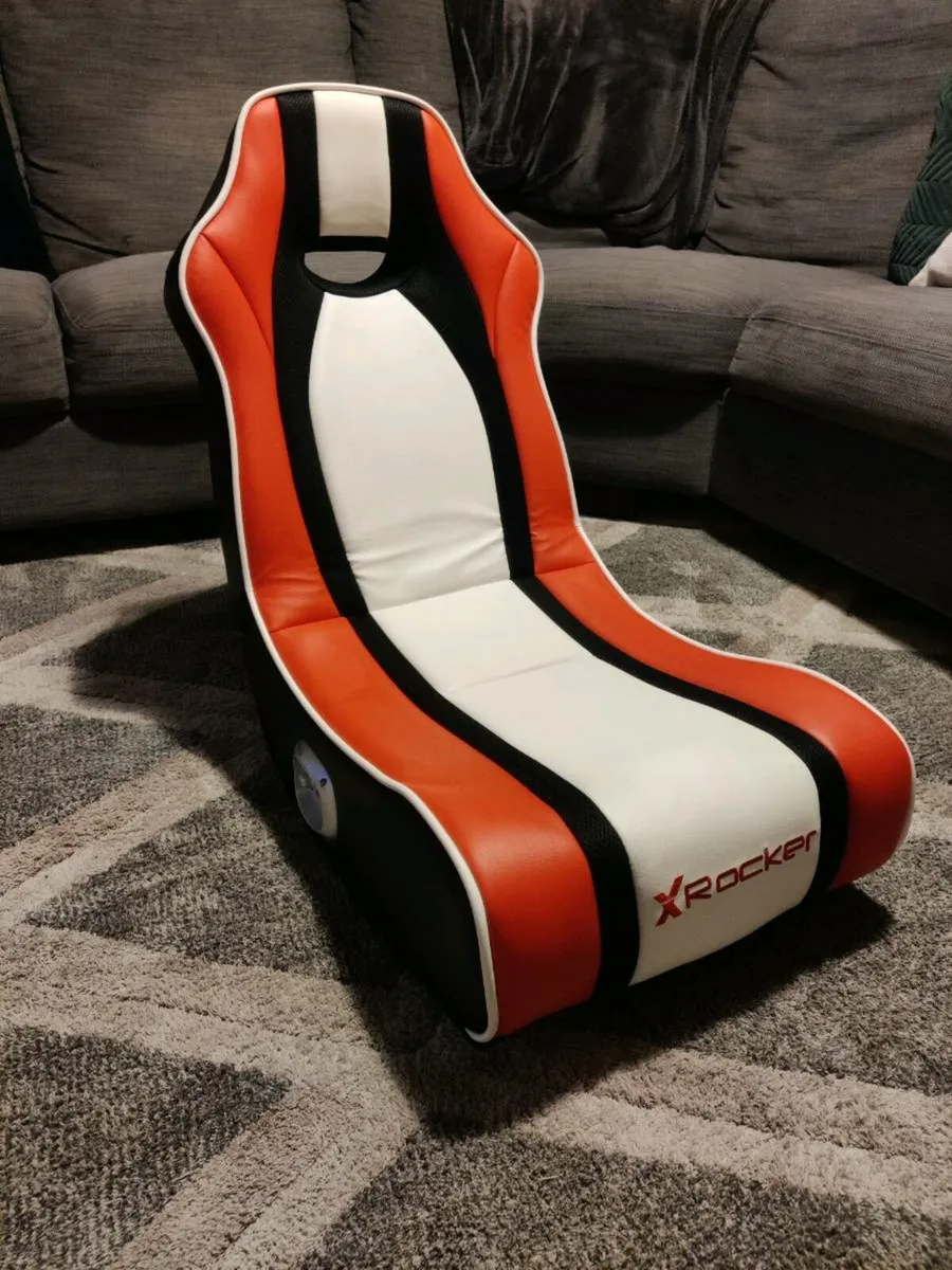 XRocker gaming chair with audio - Image 1