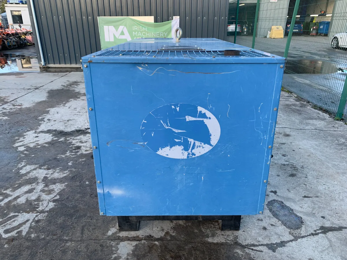 BID ONLINE NOW - SDMO 33KVA DIESEL GENERATOR - Image 3