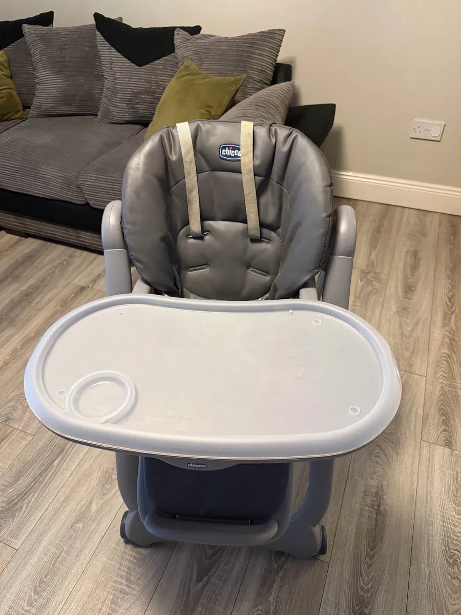 Chicco baby seat - Image 2