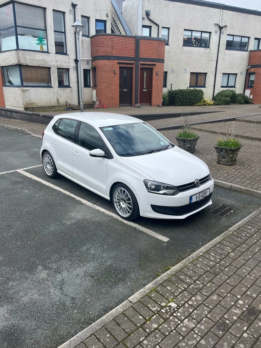 Volkswagen Polo Hatchback White - Image 1