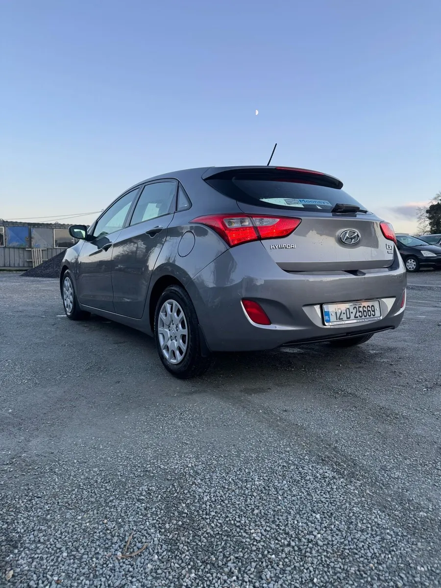 Hyundai i30 1.4dsl .New Model/NCT passed/Taxed - Image 4