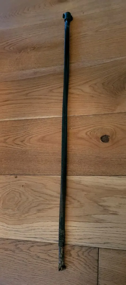 8 x Gardman metal 1m fence posts - Image 3