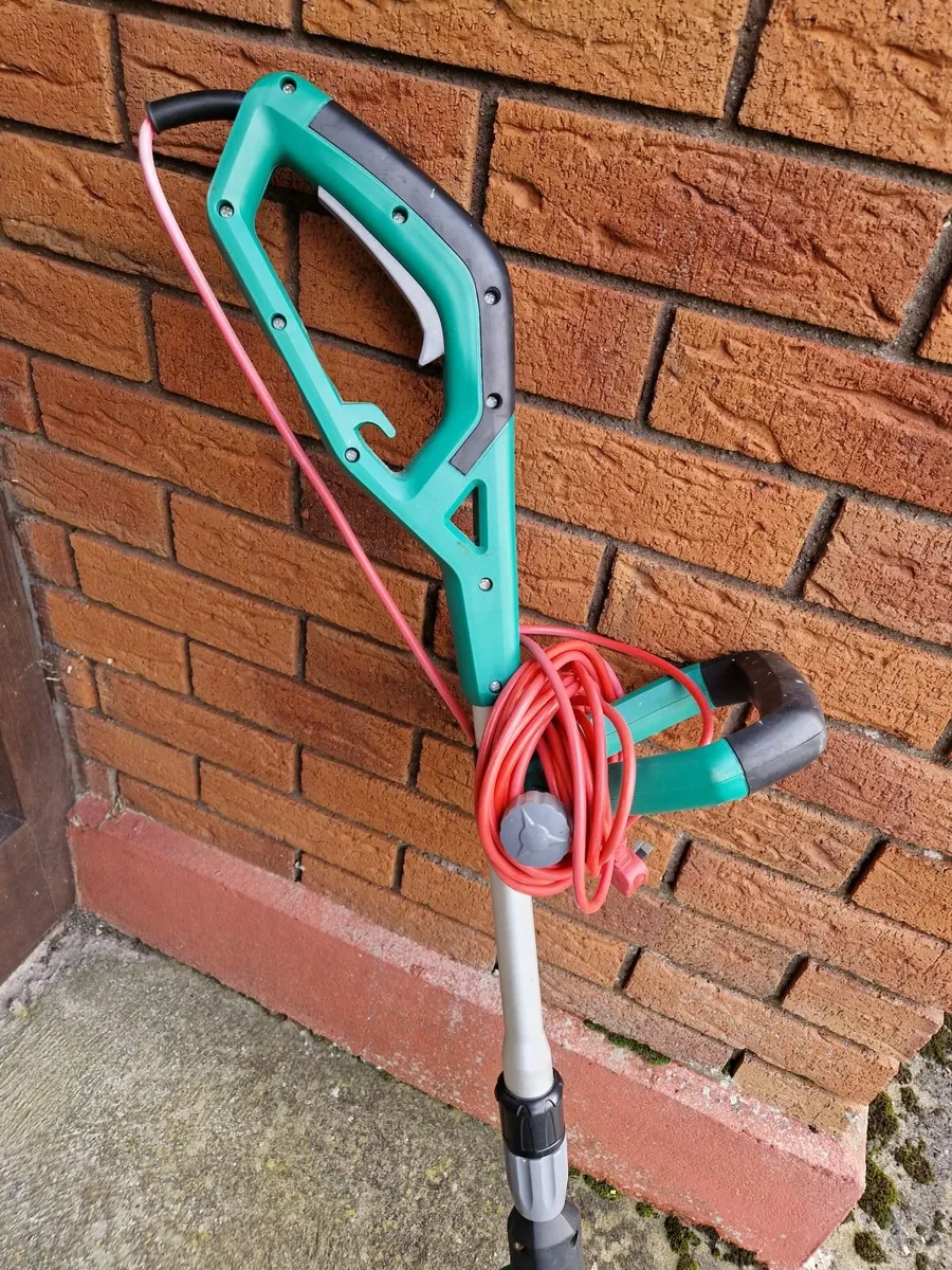 FERREX XYZ582 Lawn Strimmer 450W Excellent conditi - Image 2