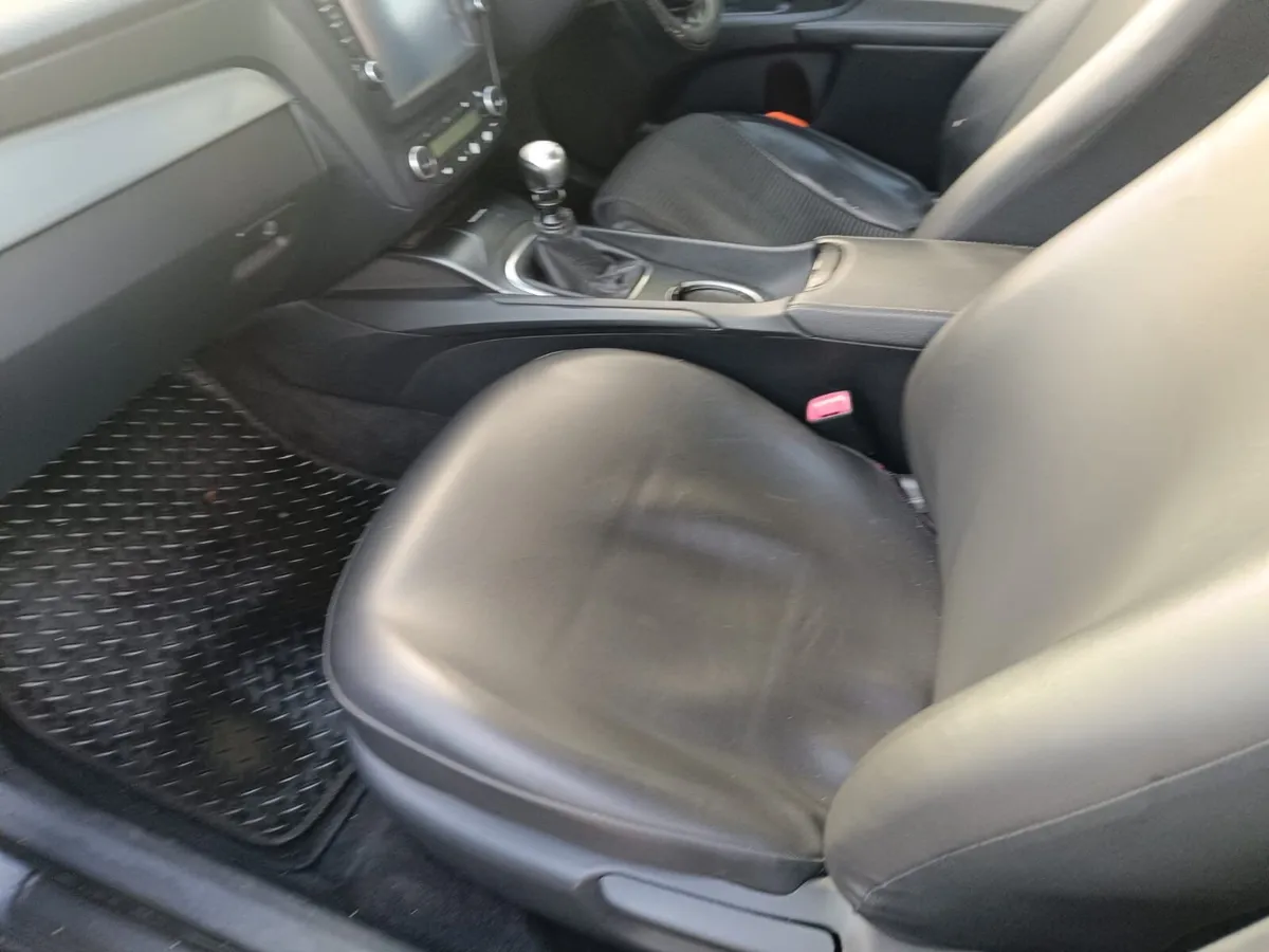 Taxi for rent - Image 4