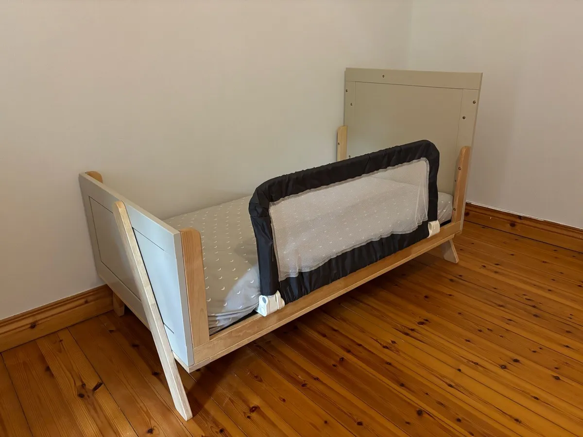 Child’s Bed - Image 4