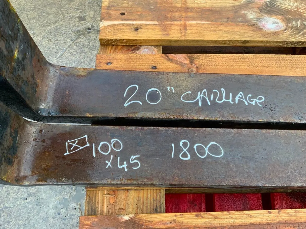 72" CLASS 3 FORKS....20" SLIDING CARRIAGE. - Image 3