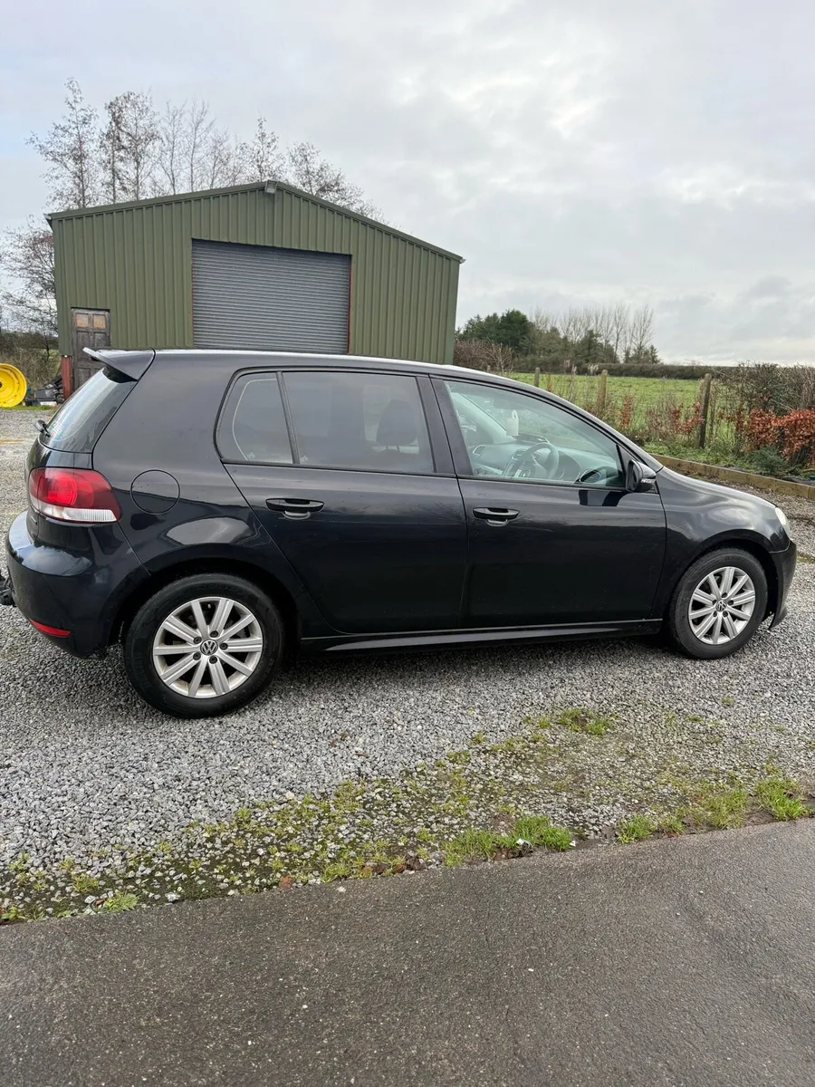 2012 Volkswagen Golf - Image 3