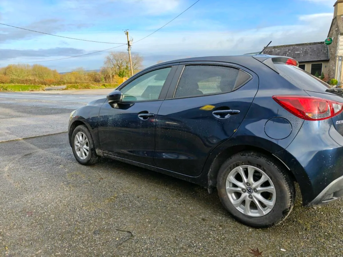 Mazda Demio - Image 2