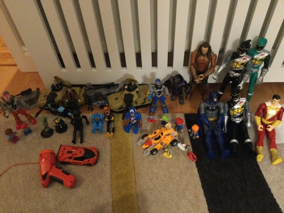 Kids toys  action figures - Image 3