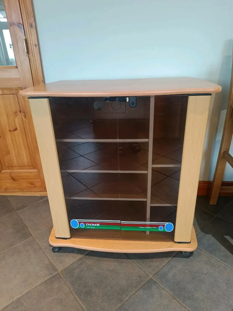 TV unit - Image 1