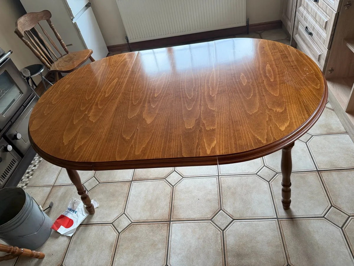 Kitchen table for sale!! - Image 1