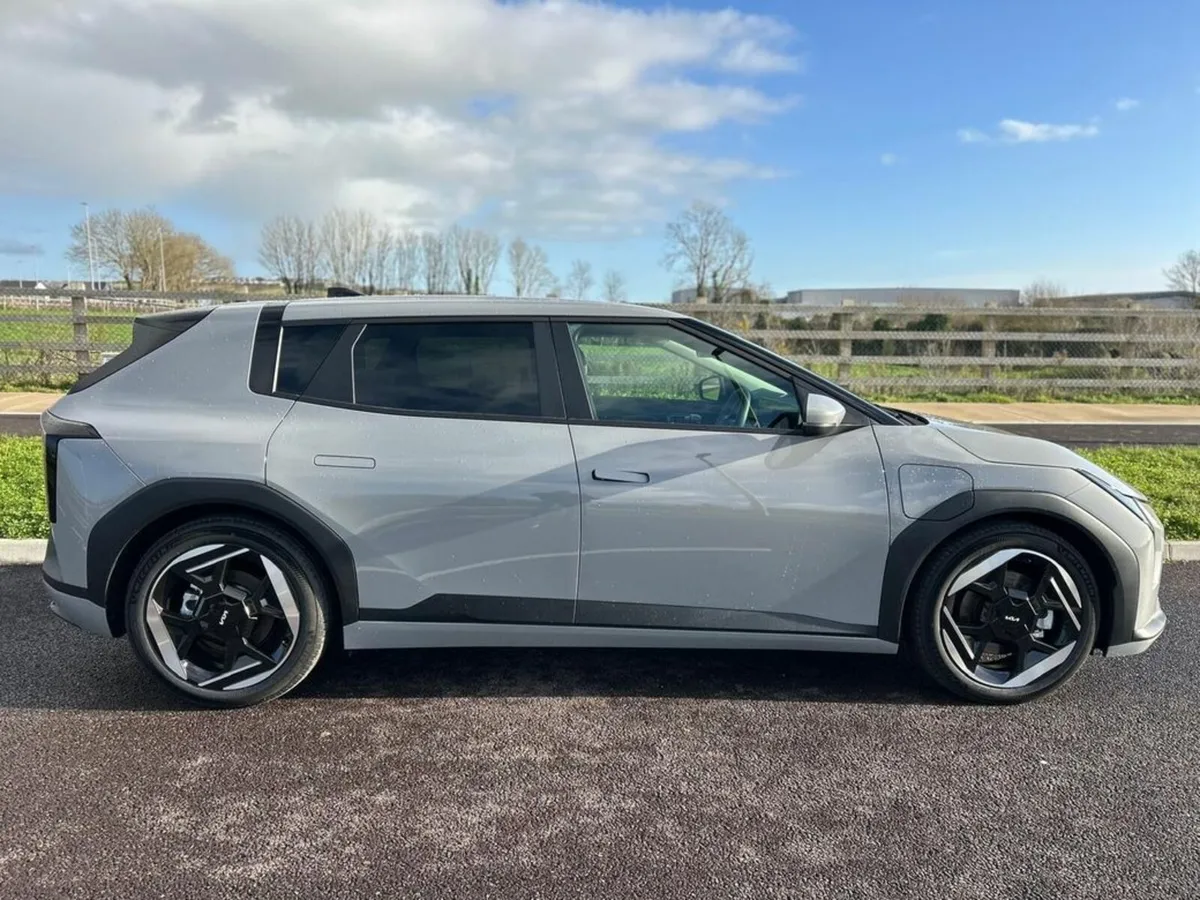 Kia EV4 - Image 4