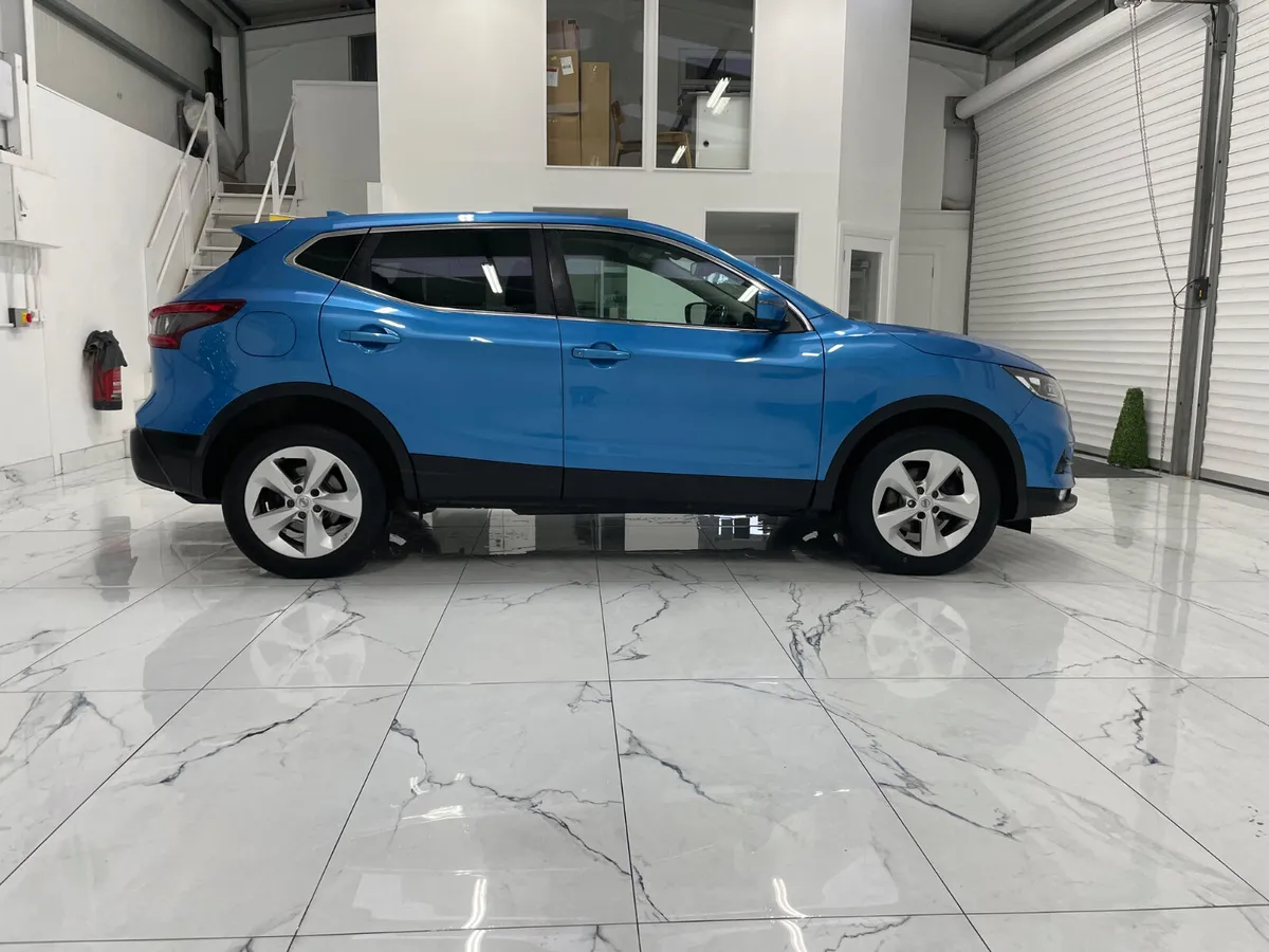 Nissan Qashqai 2018 - Image 2