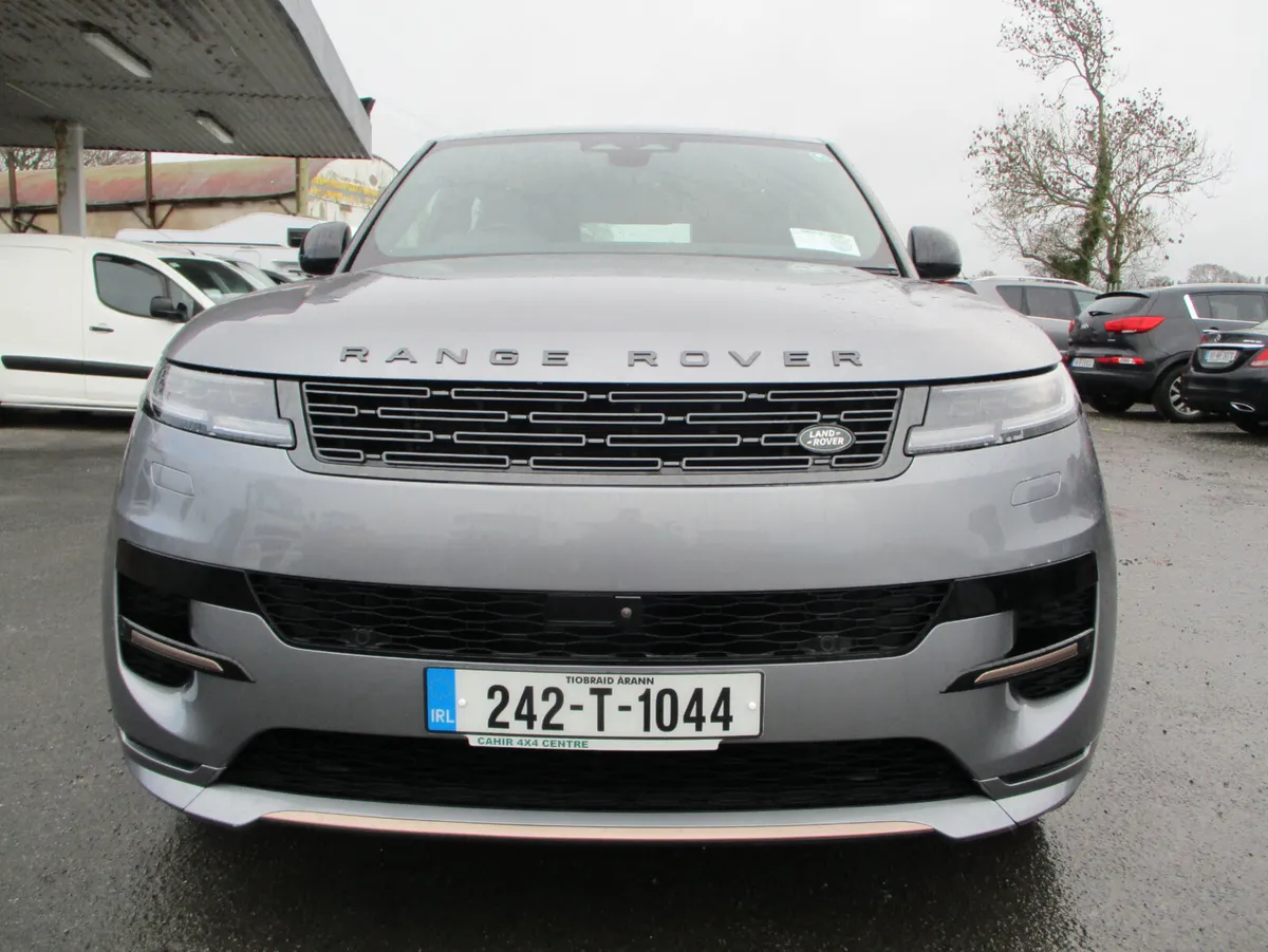 Land Rover Range Rover Sport 2024 - Image 2