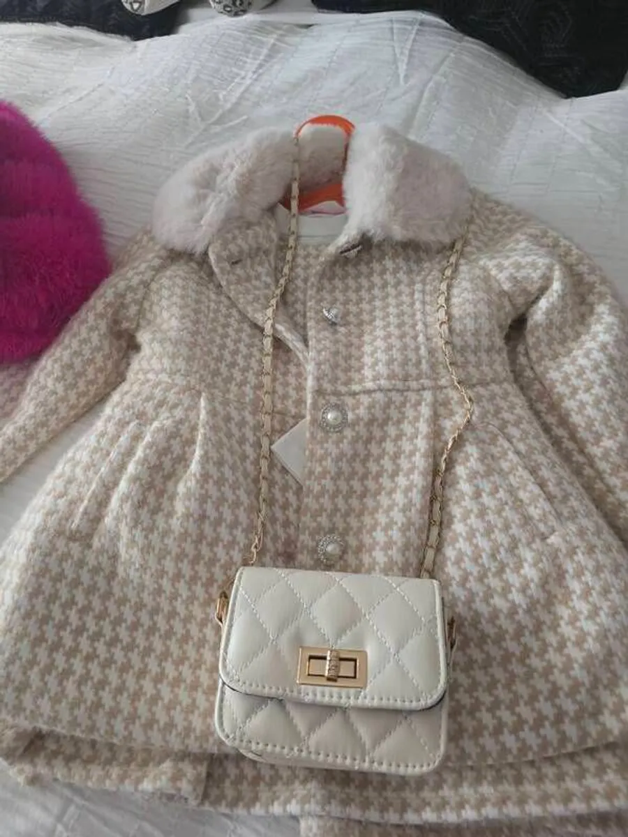 childs coat - Image 2