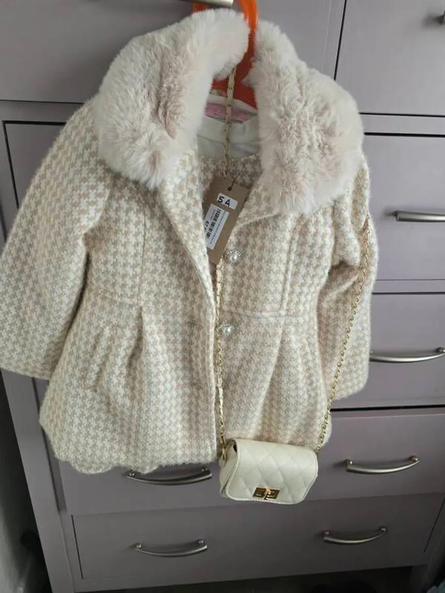 childs coat - Image 3