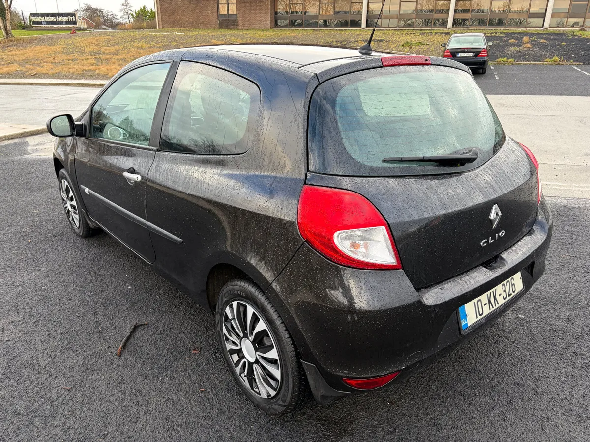 2010 Renault Clio 1.1 Petrol Royale - Image 4