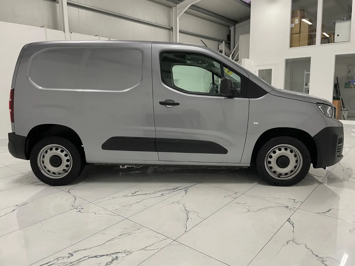 Peugeot Partner 2024 hdi 100 bhp +Vat - Image 2