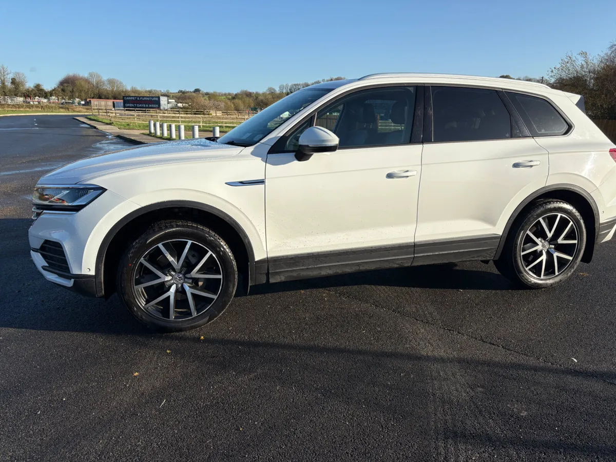 Volkswagen Touareg 2020 3.0 V6 Auto - Image 4