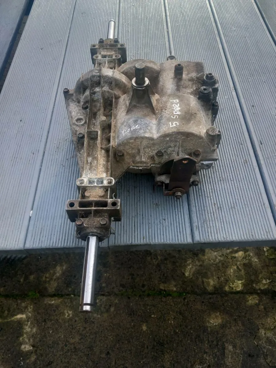 Castlegarden manual gearbox for sale - Image 4